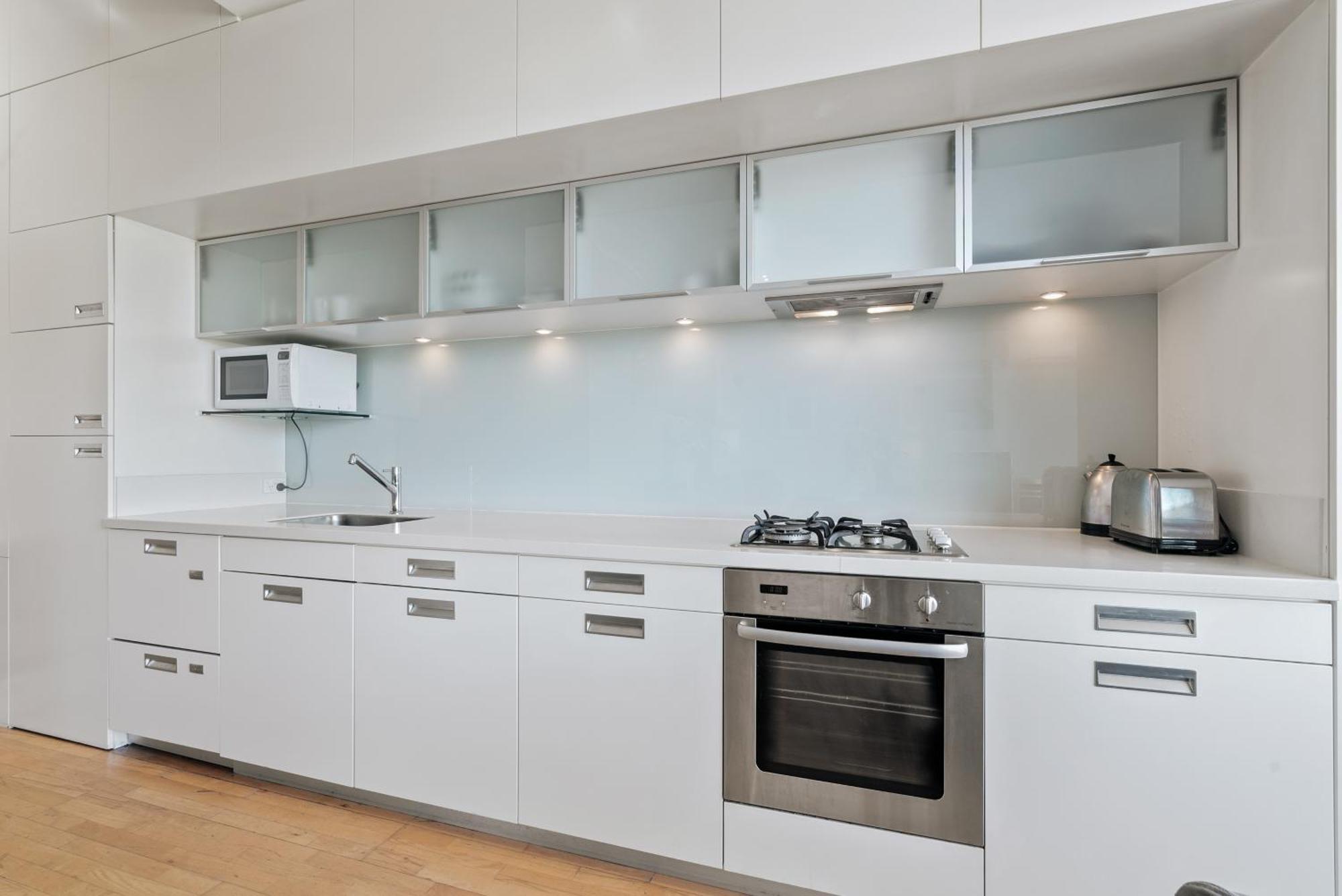 Modern Executive Living In Pounamu Квинстаун Экстерьер фото